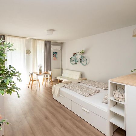 Klauzal 102 Center Apartment Budapest Ngoại thất bức ảnh